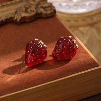 French Retro Small Fragrance Red Strawberry High-end Feeling Niche Light Luxury Silver Needle Earrings for Women.