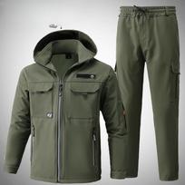 Rudens ir žiemos aksominis vandeniui atsparus vėjui šiltas audros striukė Soft Shell kostiumas vyrams ir moterims žvejybai lauke XS žalia