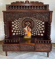 Hand-Carved Teak Wood Temple: Indian Pooja Shrine with OM Carving įvairiaspalvis