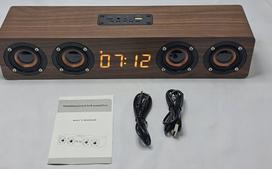 Bluetooth kolonėlė su laikrodžiu, medinis korpusas, modelis W8C, riešutų spalva