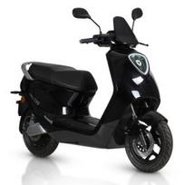 I.M.L. Yadea C1S 60V 32Ah 2200W, Black elektrinis motoroleris IML-C1S-L60V32AH-BL