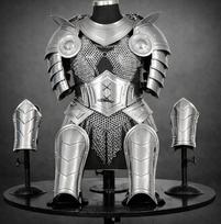 Women's Knight Cuirass Armor Set with Chainmail Medieval Warrior LARP Cosplay Costume