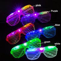 1-10 vnt. LED neoniniai akiniai 6 neoninės spalvos šviečiantys vakarėlio akiniai šviečiantys tamsoje vaikams suaugusiems gimtadienio dovanos žaislai vakarėlio smulkmenos 1PC balta