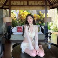 Long-sleeved Sunscreen Pure Desire Lace Four-piece Swimsuit Skirt Split High-end Sexy Seaside Vacation Hot XL smėlis