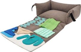 Nordic Paws -  Dog bed with seek and play area  - 50x40cm