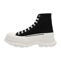 Alexander McQueen Tread Slick Lace-Up Boots 705659W4MV21070 40