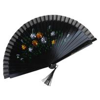 Flamenco pasirodymas Dvigubo rašto rankinis ispaniško šokio vėduoklis su gėlių piešiniu Šilkinis sulankstomas vėduoklis juoda