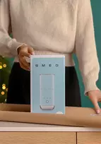 „Smeg MFF02CREU“ pieno putų plaktuvas, kreminės baltos spalvos