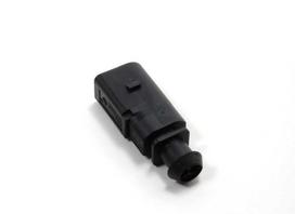 VAG plokštelės jungtis su kontaktų užrakinimo mechanizmu 1J0973802
