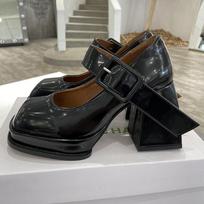 Black Punk Chunky Designer platforma Mary Janes aukštakulniai batai moteriški lakinės odos kvadratiniai pirštai Goth aukštakulniai moteriški pompos 35 juoda
