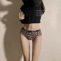 Women's Spring and Summer Sexy Pure Leopard Print Pure Cotton Antibacterial File No Trace Middle Waist Triangle Briefs M leopardo rašto spalva