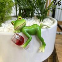 Cute Climbing Frog Figurines Flower Pot Hugger Resin Hanging Frog Sculpture Outdoor Statue Plant Pot Decorations Patio Ornaments as the picture gray