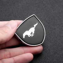 3 spalvos 3D automobilio lipdukas Ford Mustang Shelby Focus ST Mk2 Mk3 Kuga logotipas Ženklelis Automobilio kėbulo Sparno Bagažinės apdailos lipdukas Priedai beige