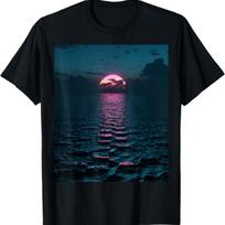 Vaporwave Aesthetic Sunset Above Dark Sea T-Shirt S juoda