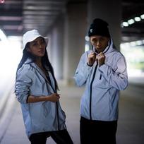 Šviesą atspindinti striukė Vyrai Moteriški Harajuku Vėjo striukės Striukės su gobtuvu Streetwear Kailis S pilka spalva