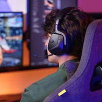 Corsair Gaming Void Max v2 Wireless Gaming Headset - Carbon