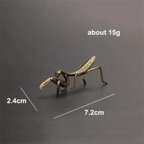 New Creative Design Simulation Antique Praying Mantis Decoration Suitable Household Desktop Mini Statue Ornaments Supplies A gray