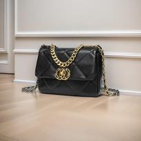 New diamond chain bag, premium shoulder messenger handbag, simple and versatile small square bag. 22*7*16cm balta