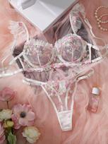Strawberry Embroidery Comfortable Fun Mesh Women's Sexy Underwear Steel Rim Set S
