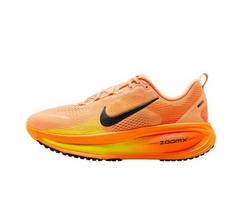 Nike Vomero 18 Vyriški bėgimo bateliai HM6803-700 Dydis EU 44 oranžinė