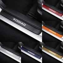 4 vnt. Automobilio durų slenksčių lipdukai Automobilio durų slenksčių apsaugos priedai Skoda Octavia Kamiq Kodiaq Superb Rapid Karoq Yeti Fabia Black