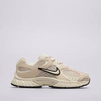 NIKE V5 RNR SUEDE