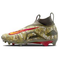Travis Kelce x Nike Alpha Menace Elite 3 Digital Camo Men Sneakers Green Medium-Olive University-Gold FN0113-200 43 beige