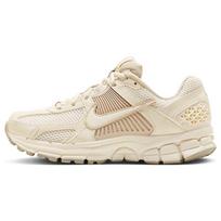 Nike Air Zoom Vomero 5 Šviesiai dramblio kaulo smėlio spalvos moteriški sportbačiai Kreminiai FQ6868-111 42.5 beige