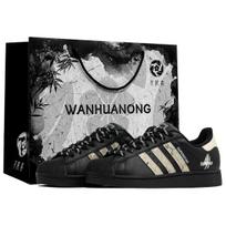Adidas Originals Superstar 2 Kaleidoscope, Wound Covered, Shopping Bag Abrasion Resistant Low top Skateboard Shoes JI0079(Team113-S-BOX) 44⅔