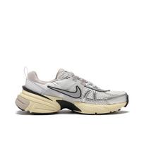 NIKE Women's Casual Shoes, W NIKE V2K RUN Sneakers, FD0736-100 38.5 white