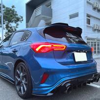 Ford Focus ST MK4 19-26 Galinis stogo spoileris - Aerodinaminės modifikuotos dalys Glossy Black black