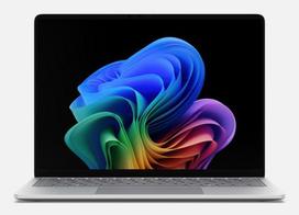 Microsoft Surface Laptop 8 Copilot+ PC Snapdragon 35 cm (13.8) Touchscreen 32GB LPDDR5x-SDRAM 1 TB SSD Wi-Fi 7 (802.11be) Windows 11 Pro Platinum
