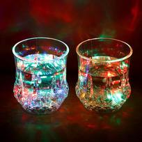 Creative Light Up LED puodeliai Automatiškai mirksintys geriamojo puodelio puodeliai Spalvos keitimas blue