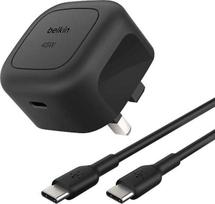 Belkin BoostCharge kompaktiškas USB-C įkroviklis 45W su USB-C į USB-C laidu – 1 metras – Juodas