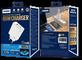 JELLICO sieninis įkroviklis C79 GaN PD 65W 2xUSB-C + 1xUSB QC3.0 + USB-C laidas - USB-C Baltas