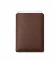 BALTAN Odinis dėklas Premium do MacBooka Pro 16" M4 tamsiai ruda
