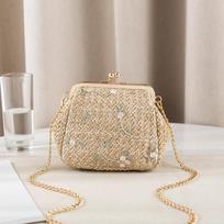 Grass-woven lace small chains women's straw bag summer woven lock single-shoulder bag with gold mouth shell clip crossbody bag 18x10x15cm chaki
