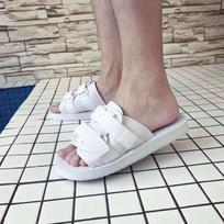 Vyriškos šlepetės Vasariniai sandalai Lauko paplūdimio kasdieniai batai Zapatos De Hombre Vidaus neslystantys Atviri pirštai Nauji sandalai vyrams 35-36 balta