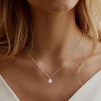 Elegant Faux Pearl Water Drop Titanium Steel Choker Necklace for Women sidabras