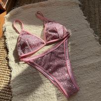 Blizgančios blizgučiai Kibirkščiuojantis Aukšto Kirpimo Bikini Moteriški Maudymosi Kostiumai Moteriškas Maudymosi Kostiumas Dvieilių Bikini Komplektas Maudymosi Kostiumas Maudynių Kostiumas S rožinė