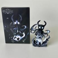 High-quality ghost Hollow Knight Shadows Knight Bumblebee Anime Game 2D Model Model Decoration Color Box dragon ballz figurine Premium Quality black