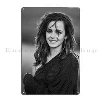 Emma Watson Gražus Vintažinis Grafinis Metalinis Plakatas Asmeninis Juokingas Baro Dekoras Sienos Urvas Skardinis Ženklas Plakatas 20x30cm（7.8x11.8inch） gray