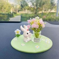Dekoratyvinis aksesuaras Žavingas guminis triušis ir katė Automobilio dekoras, Mini vazonėlis su miela gyvūno figūrėle, Tinka automobilio interjero dekoravimui Rabbit+Flower+Mat [Glue] rožinė