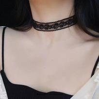 Short Lace Choker Necklace Modern Romantic Lightweight Black White Jewelry for Women Girls Photo Shooting Prop Gift juoda