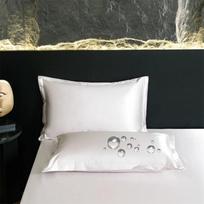 Waterproof Silk Silky Stain Pillowcase Silky Pillowcase Natural Silk Pillowcase Mulberry Silk Pillow Case Bedbug Proof & Allergy 1PC 48x74CM white