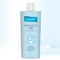 Vaseline Daily Moisture Lotion 180ml – Lightweight Hydrating Body Lotion
