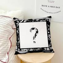 XXXTentacion Rap Hip Hop Music Singer Pillow Case Fashion Square Pillowcase Bedroom Sofa Room Ins Decoration Leisure Cushion 16x16Inch beige
