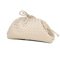 Guangzhou woven large women's bags cross-border messenger bags spring and summer versatile shoulder bags soft leather clutch bags cross-border trend dramblio kaulas