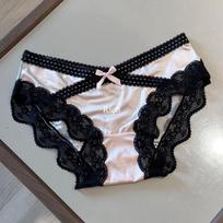 French Pure Lace Girl Panties Sexy Satin Breathable Buttocks Seamless Mid-waist Briefs Women L white