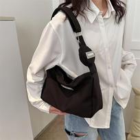 Large Capacity Crossbody Sling Bag for Women - Zipper Closure, Solid Color Fashion Tote with Coin Pouch and Spacious Interior - Stylish, Durable juoda